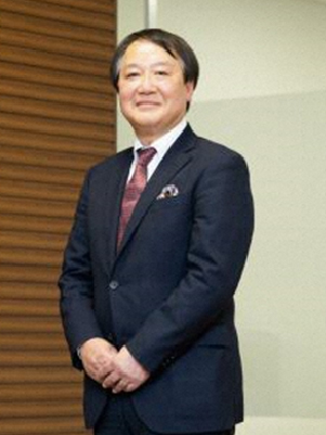 強瀬　理一氏